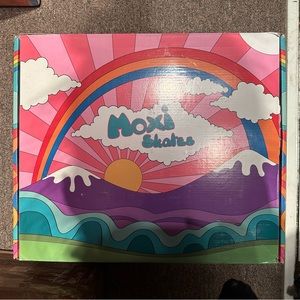 NWT Moxi Rainbow Rider Roller Skates- Men’s 6 Wo 6.5/7